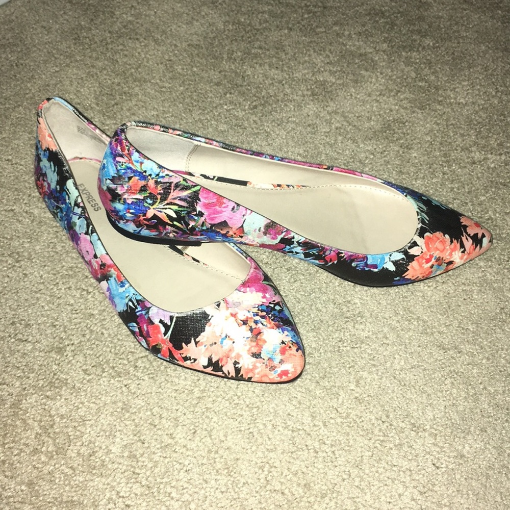 Express Floral Flats